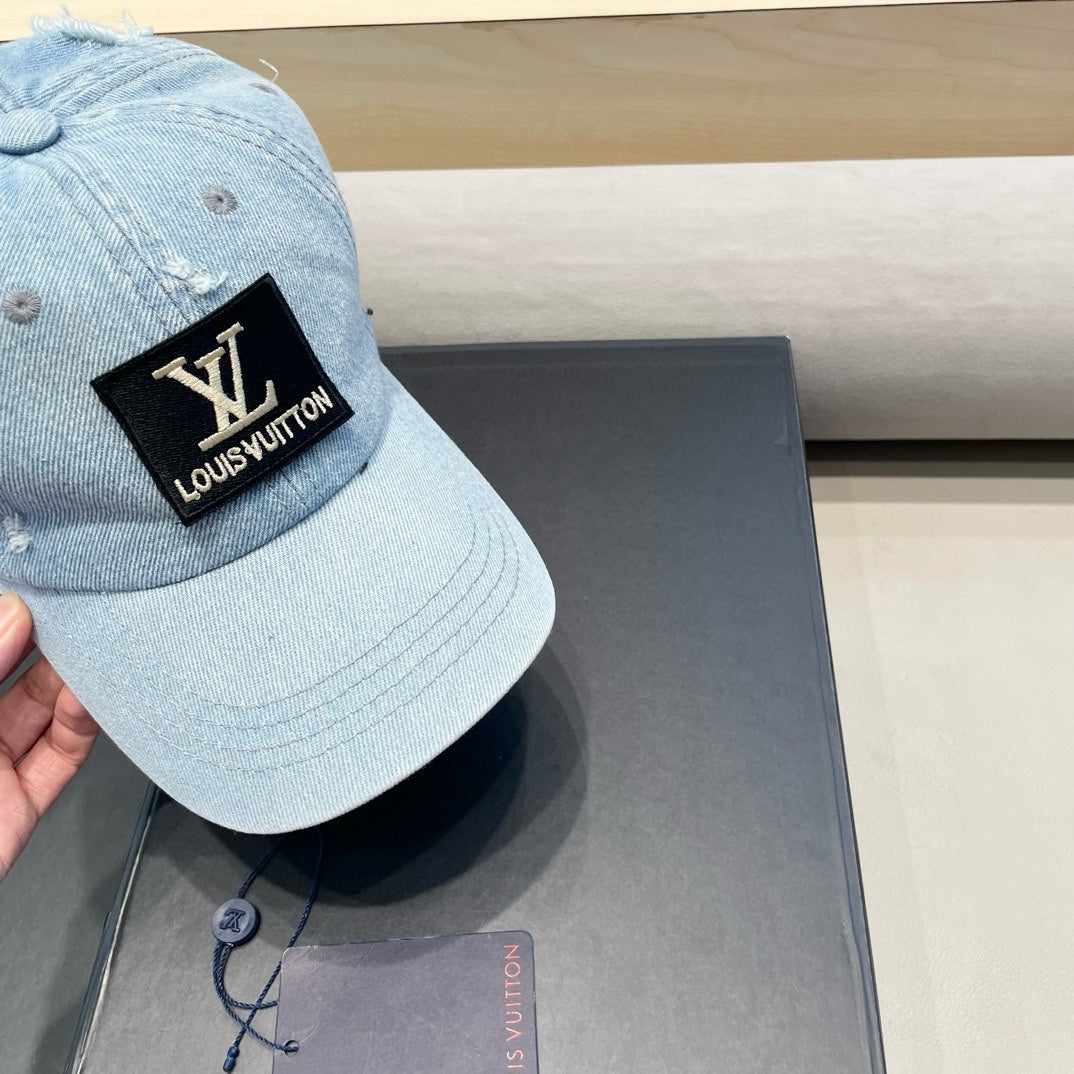 LOUIS VUITTON BASEBALL CAP IN LIGHT BLUE DENIM 406959