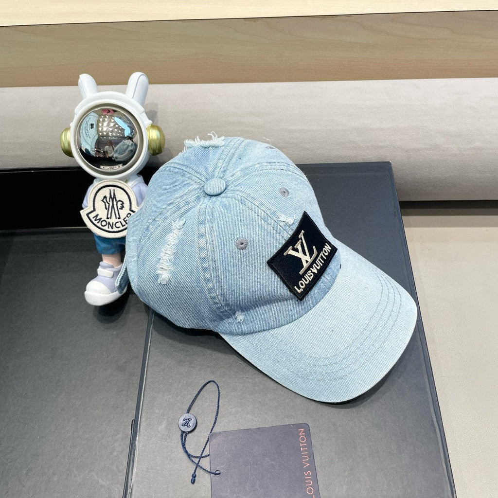 LOUIS VUITTON BASEBALL CAP IN LIGHT BLUE DENIM 406959