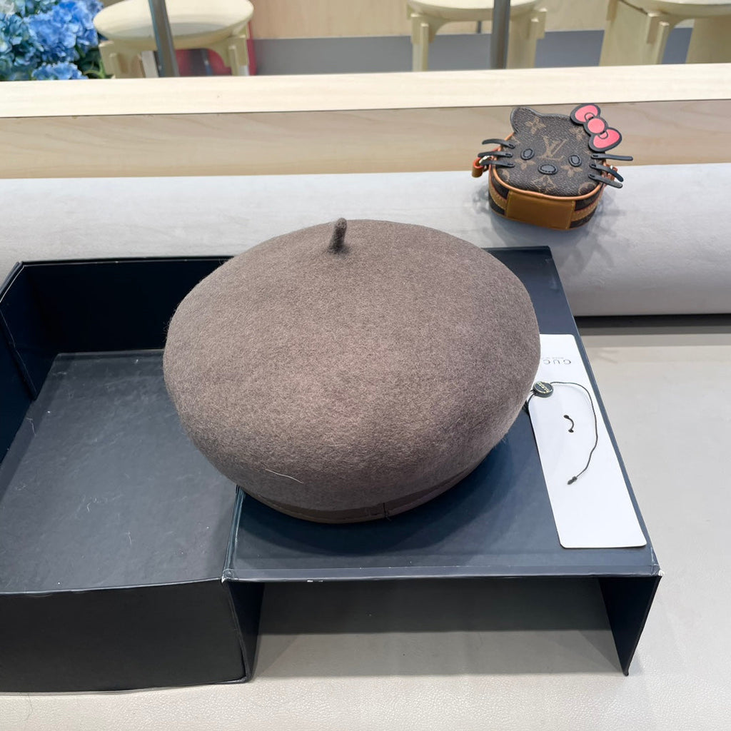 GUCCI BERET HAT IN WENGE BROWN WOOL 406888