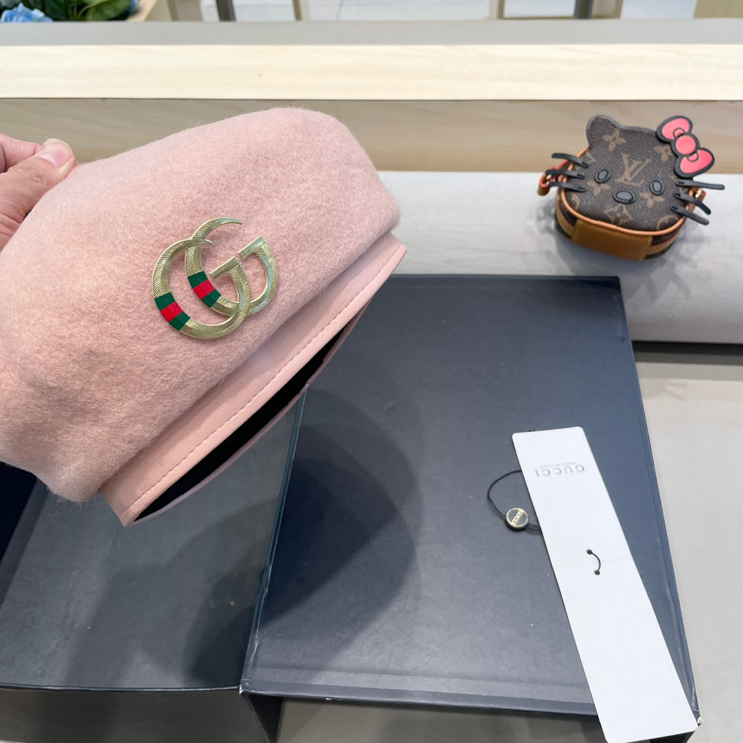 GUCCI BERET HAT IN LIGHT PINK WOOL 406887