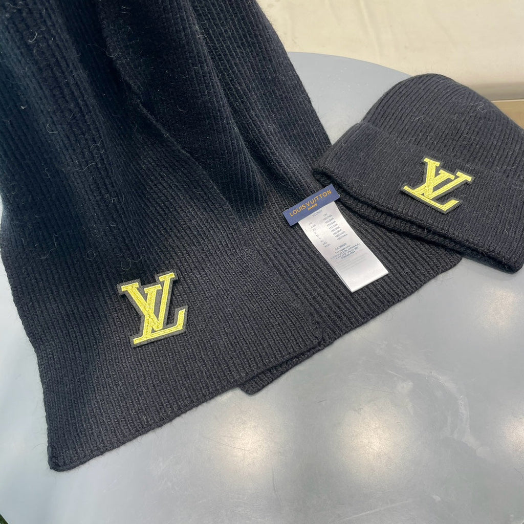 LOUIS VUITTON SET SCARF AND HAT IN BLACK WOOL 406533