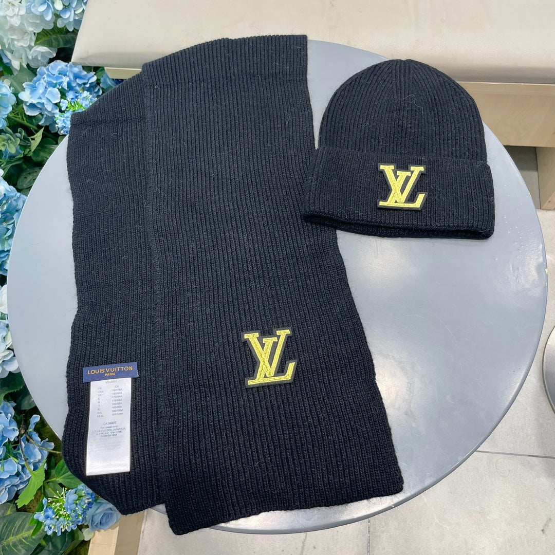 LOUIS VUITTON SET SCARF AND HAT IN BLACK WOOL 406533