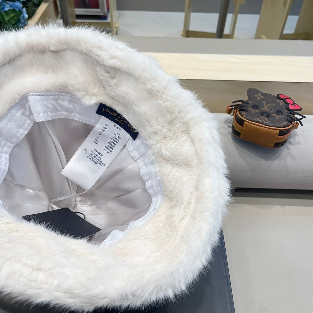 LOUIS VUITTON FISHERMAN HAT IN PINK MIX WHITE WOOL AND RABBIT FUR 409760