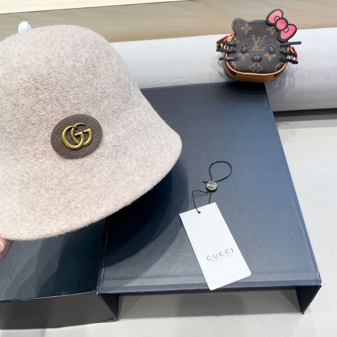 GUCCI ECRU TAN BUCKET HAT 411346