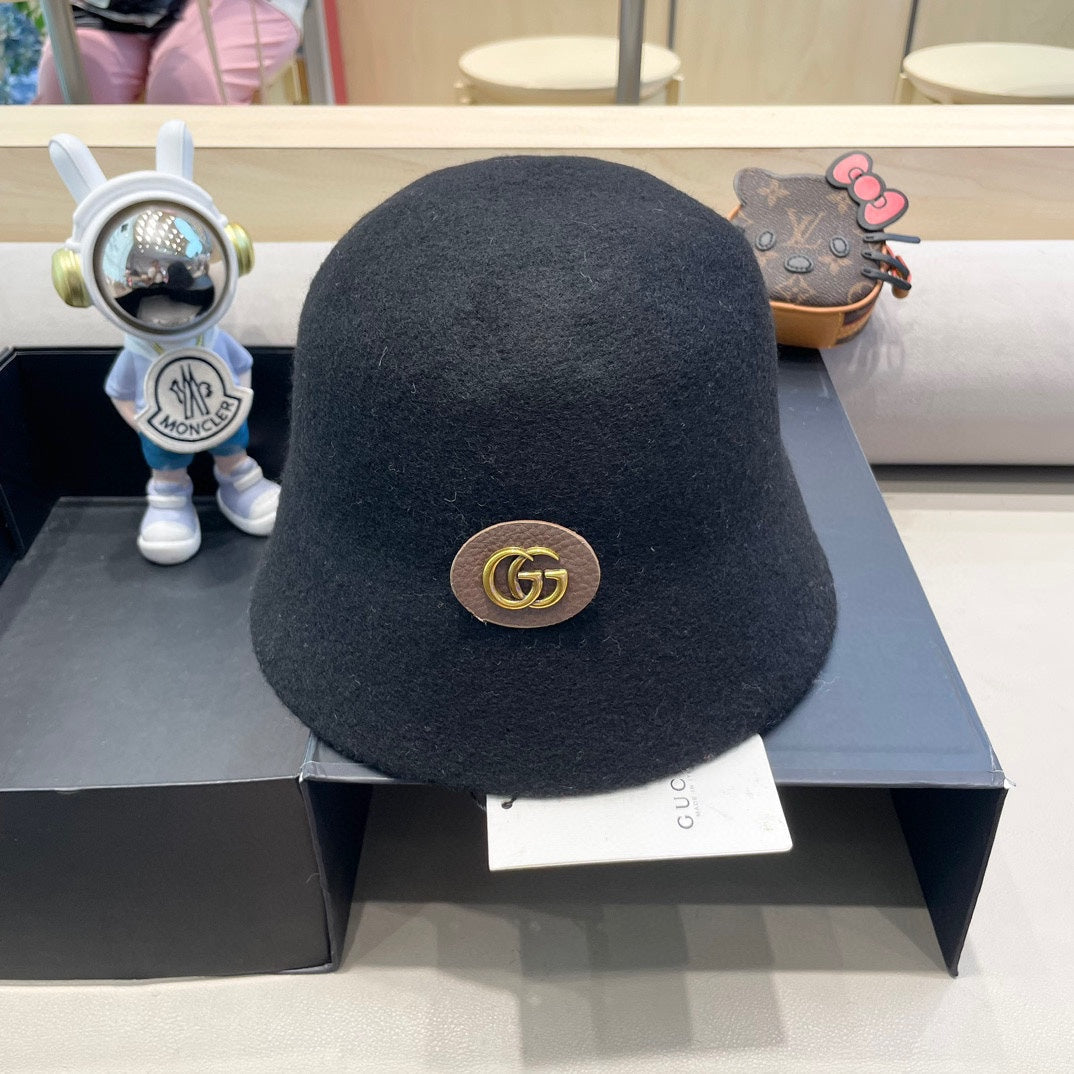 GUCCI BLACK BUCKET HAT 411347