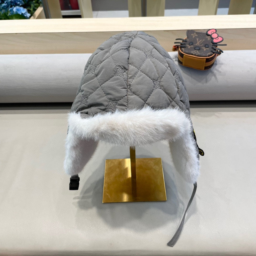LOUIS VUITTON TRAPPER HAT IN GRAY COTTON 411229