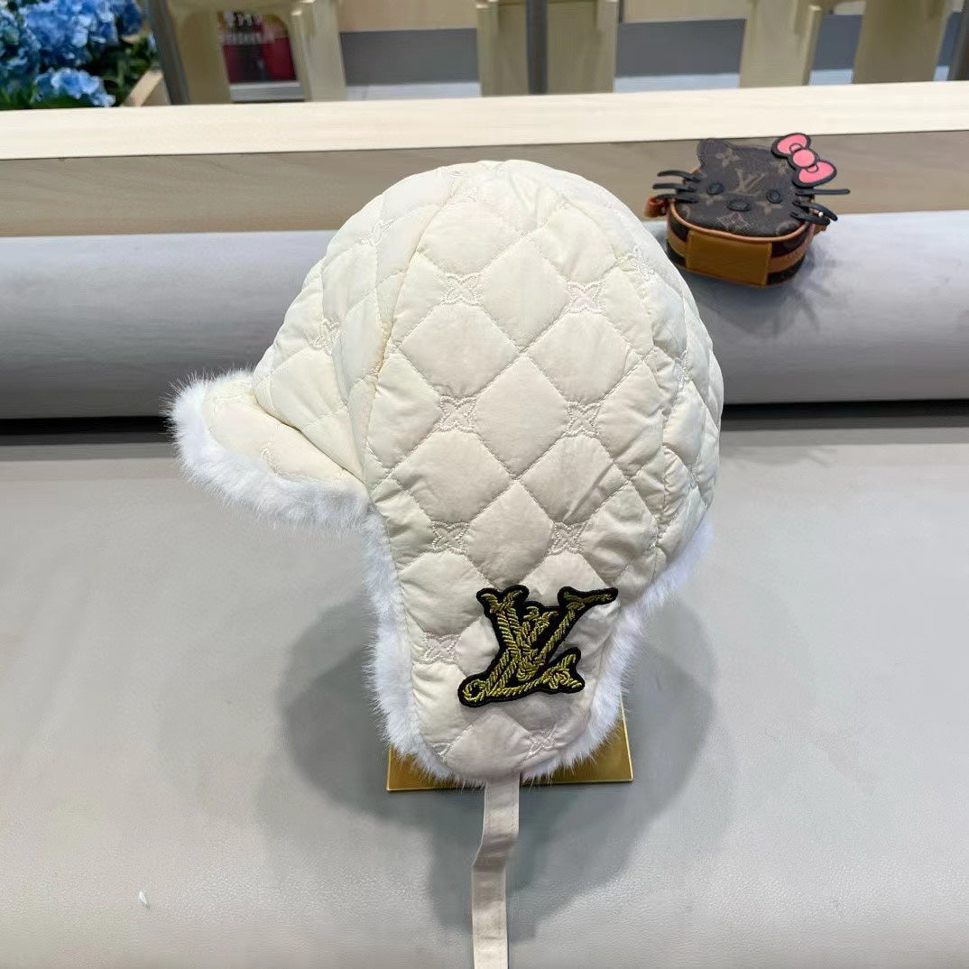 LOUIS VUITTON TRAPPER HAT IN BEIGE COTTON 411230