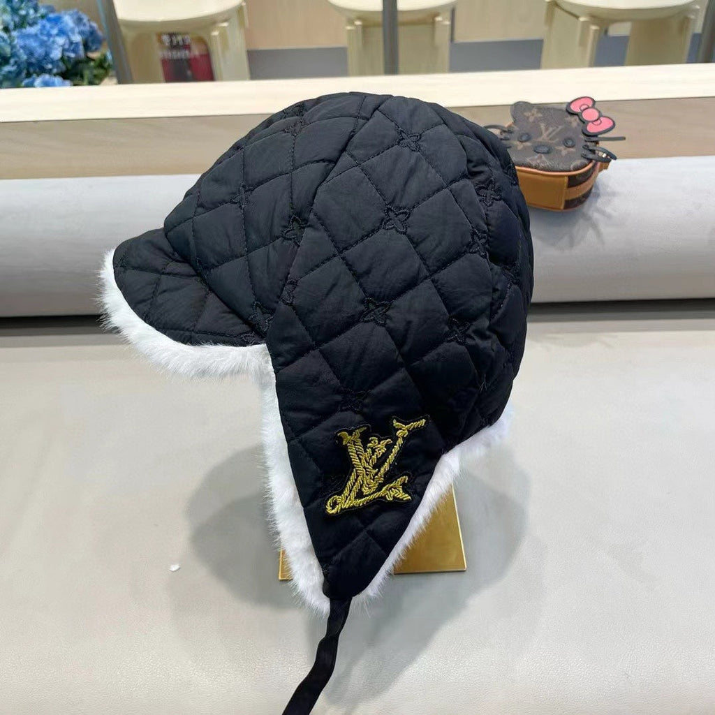 LOUIS VUITTON TRAPPER HAT IN BLACK COTTON 411231