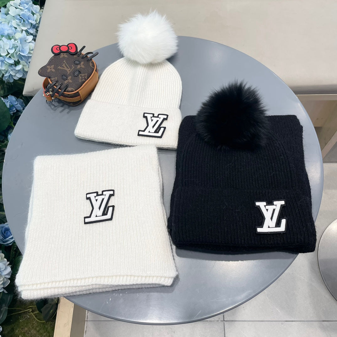 LOUIS VUITTON SET SCARF AND HAT IN BLACK WOOL AND FOX FUR 414772