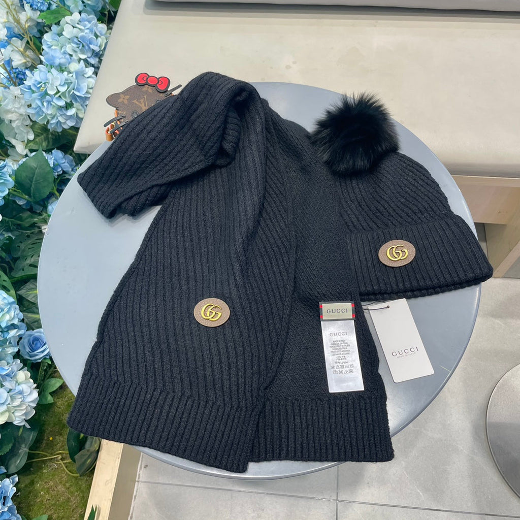 GUCCI SET SCARF AND HAT IN BLACK WOOL 414779