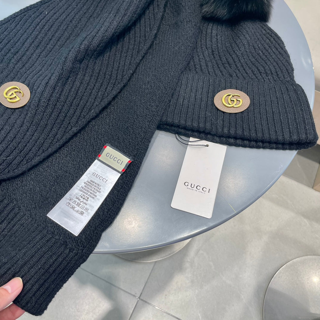 GUCCI SET SCARF AND HAT IN BLACK WOOL 414779
