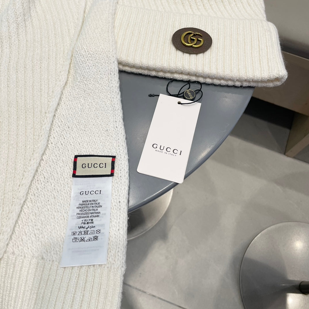 GUCCI SET SCARF AND HAT IN WHITE WOOL 414780