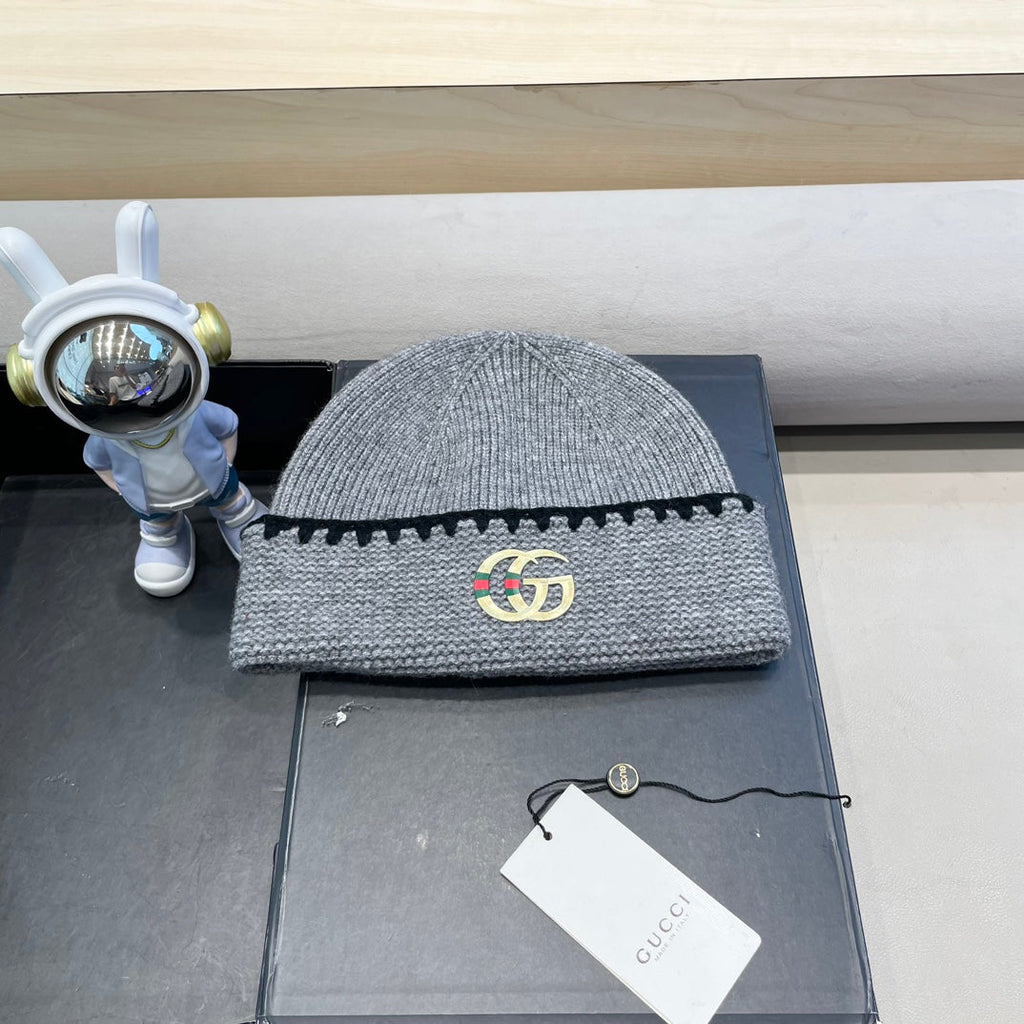 GUCCI BEANIE HAT IN RHINO GRAY WOOL 416414