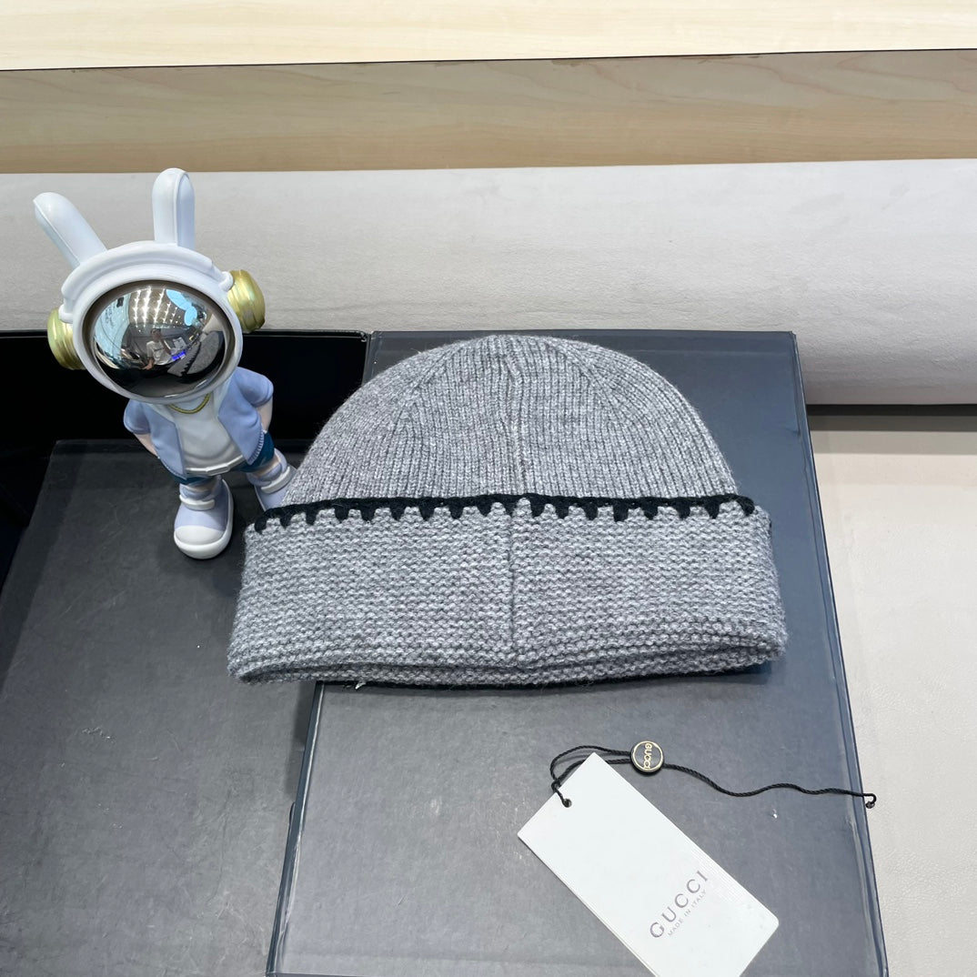 GUCCI BEANIE HAT IN RHINO GRAY WOOL 416414