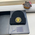 LOUIS VUITTON KNITTED BEANIE HAT IN BLACK WOOL AND RABBIT FUR 417754