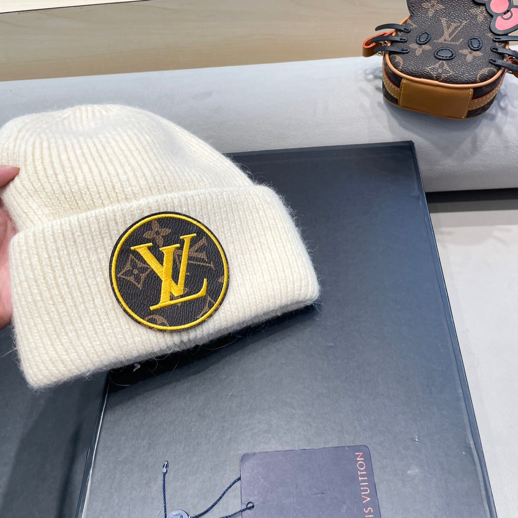 LOUIS VUITTON KNITTED BEANIE HAT IN BEIGE WOOL AND RABBIT FUR 417758