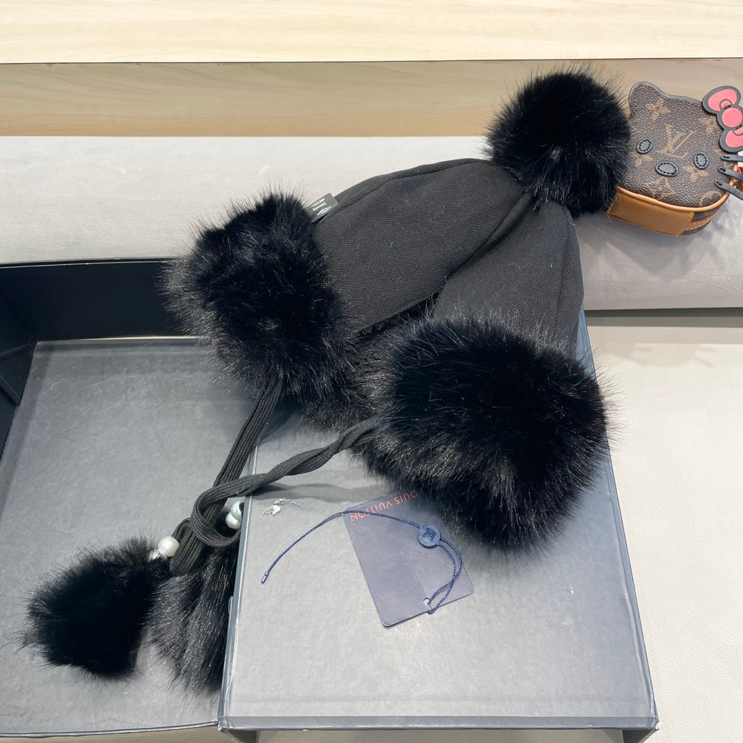 LOUIS VUITTON BEANIE HAT IN BLACK WOOL AND COTTON 419744