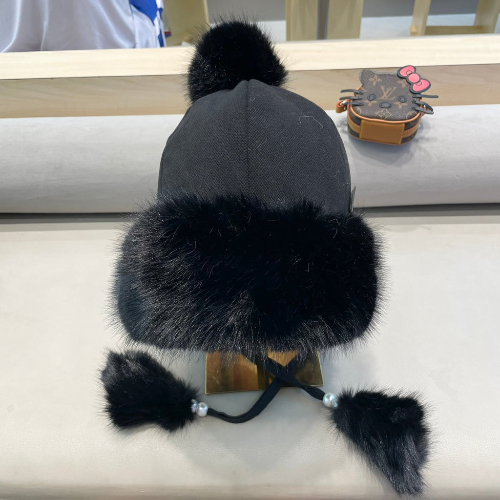 LOUIS VUITTON BEANIE HAT IN BLACK FLEECE AND WOOL 424308