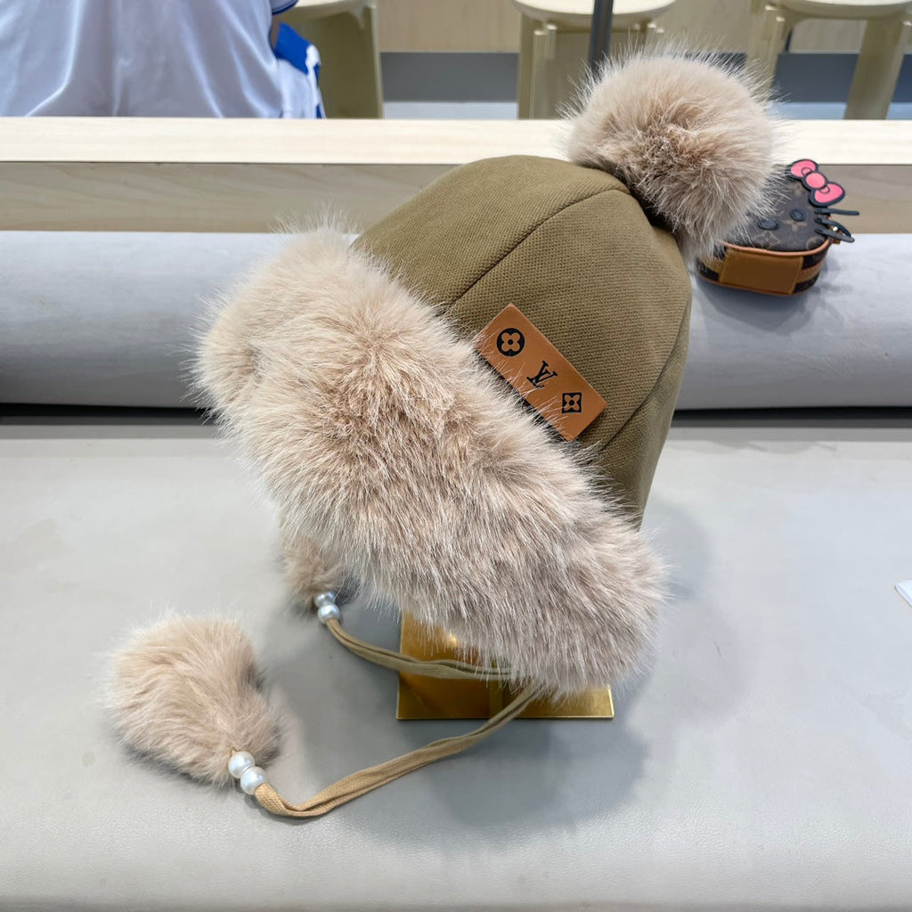 LOUIS VUITTON BEANIE HAT IN SAND BEIGE FLEECE AND WOOL 424307