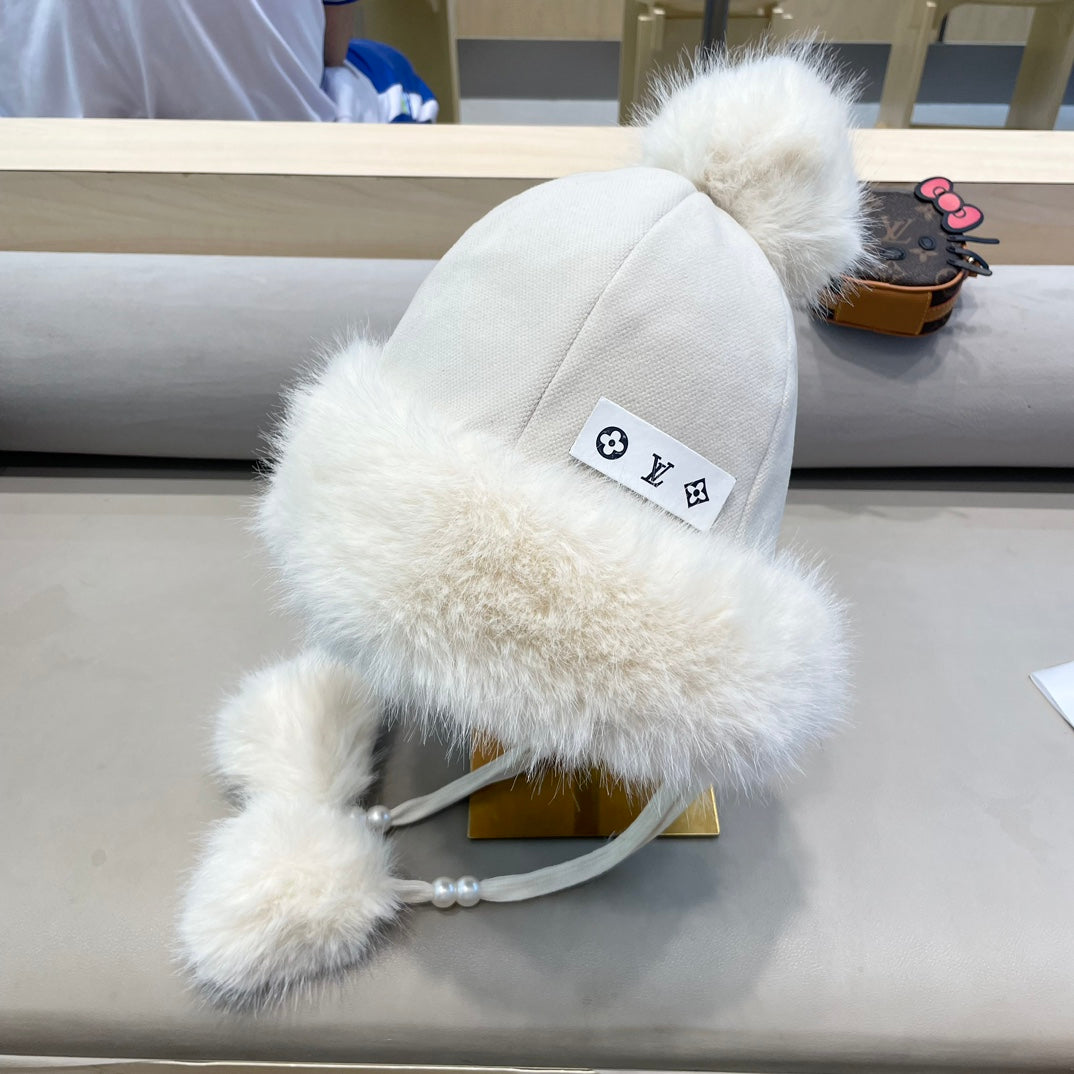 LOUIS VUITTON BEANIE HAT IN WHITE WOOL AND COTTON 419746