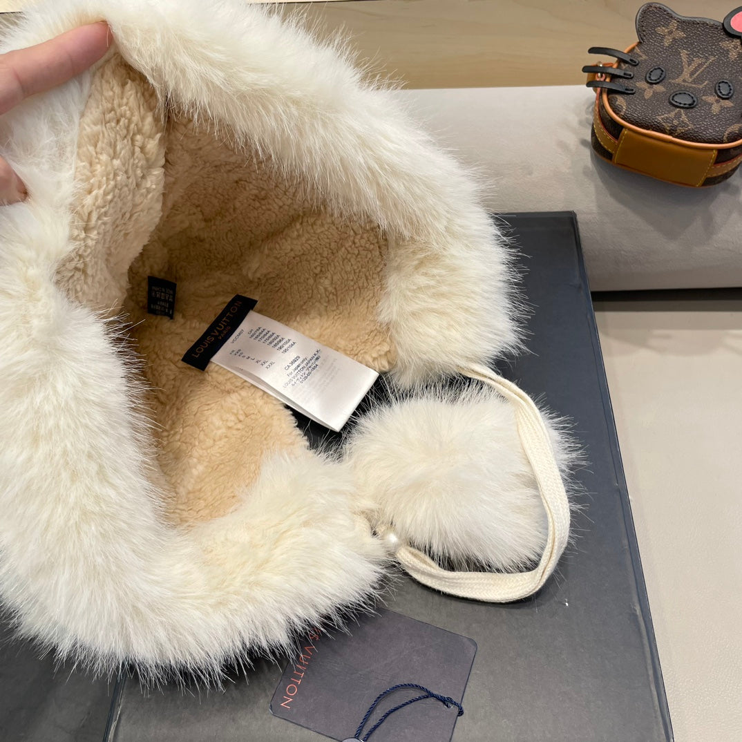 LOUIS VUITTON BEANIE HAT IN WHITE WOOL AND COTTON 419746