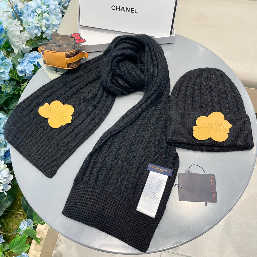 LOUIS VUITTON SET SCARF AND HAT IN BLACK WOOL 419147