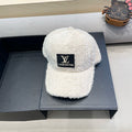 LOUIS VUITTON BASEBALL CAP IN WHITE WOOL 421243