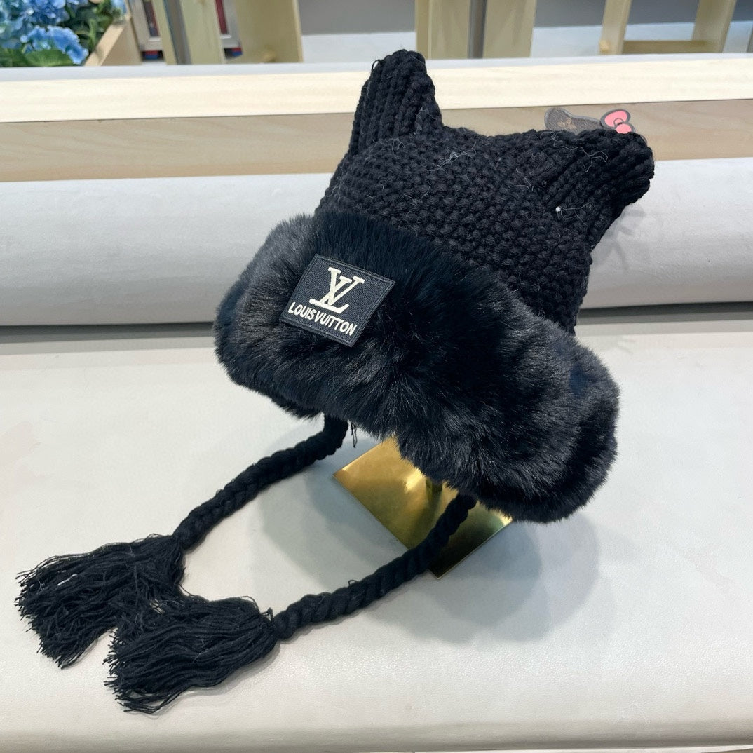 LOUIS VUITTON KNITTED BEANIE HAT IN BLACK WOOL WITH JAPANESE CAT EARS 421256