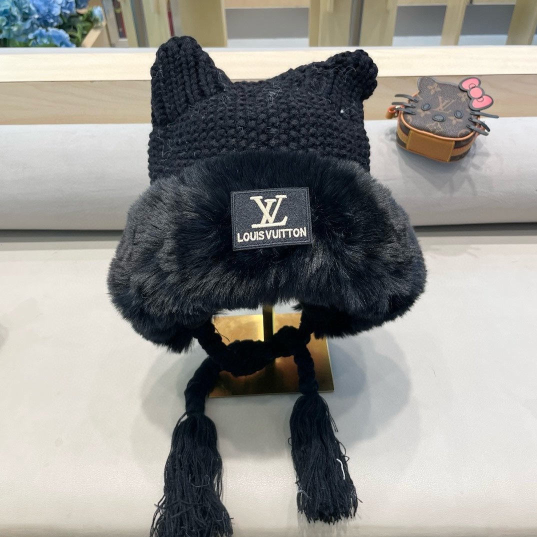 LOUIS VUITTON KNITTED BEANIE HAT IN BLACK WOOL WITH JAPANESE CAT EARS 421256