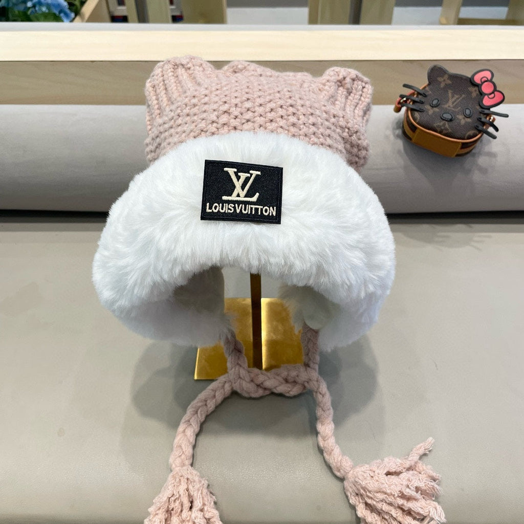 LOUIS VUITTON KNITTED BEANIE HAT IN LIGHT PINK WOOL WITH JAPANESE CAT EARS 421258