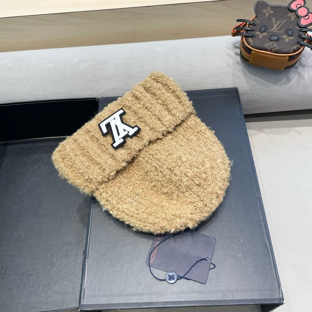 LOUIS VUITTON KNITTED BEANIE HAT IN CAMEL BEIGE WOOL 421266