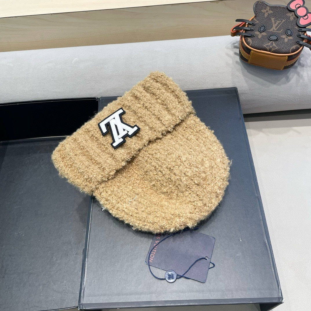LOUIS VUITTON KNITTED BEANIE HAT IN CAMEL BEIGE WOOL 421266