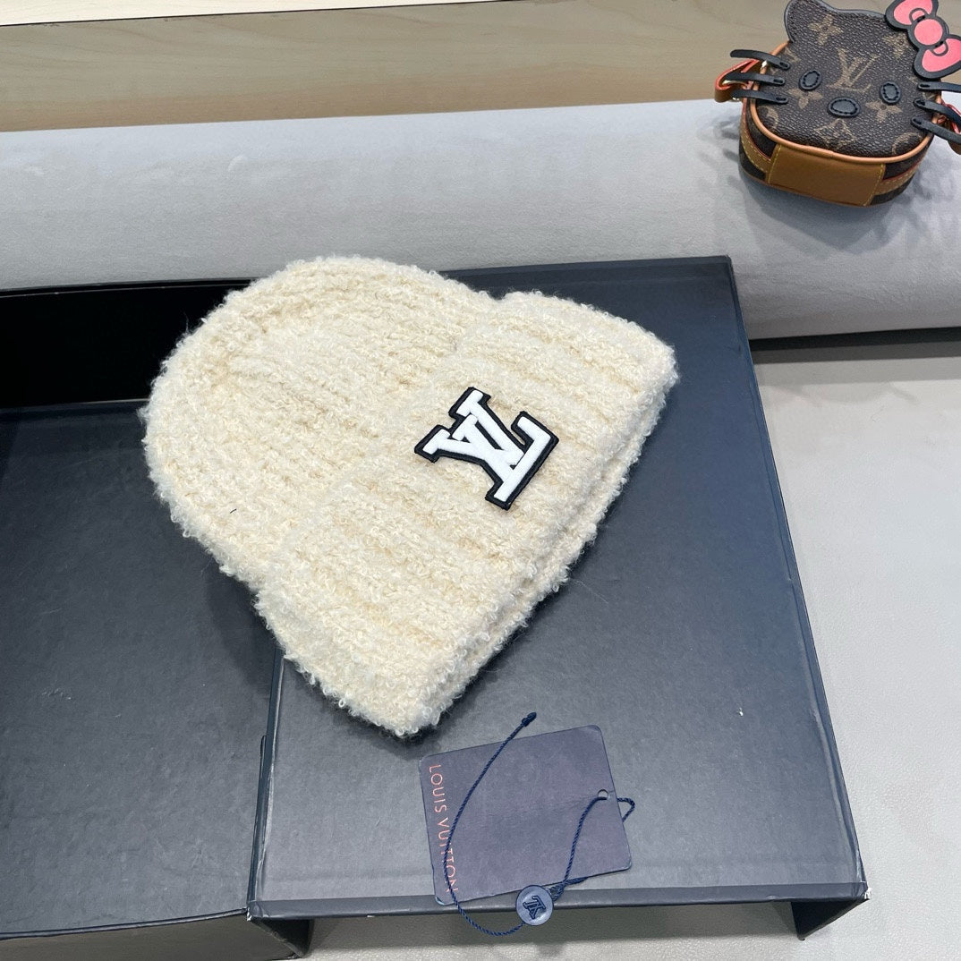LOUIS VUITTON KNITTED BEANIE HAT IN LIGHT BEIGE WOOL 421267