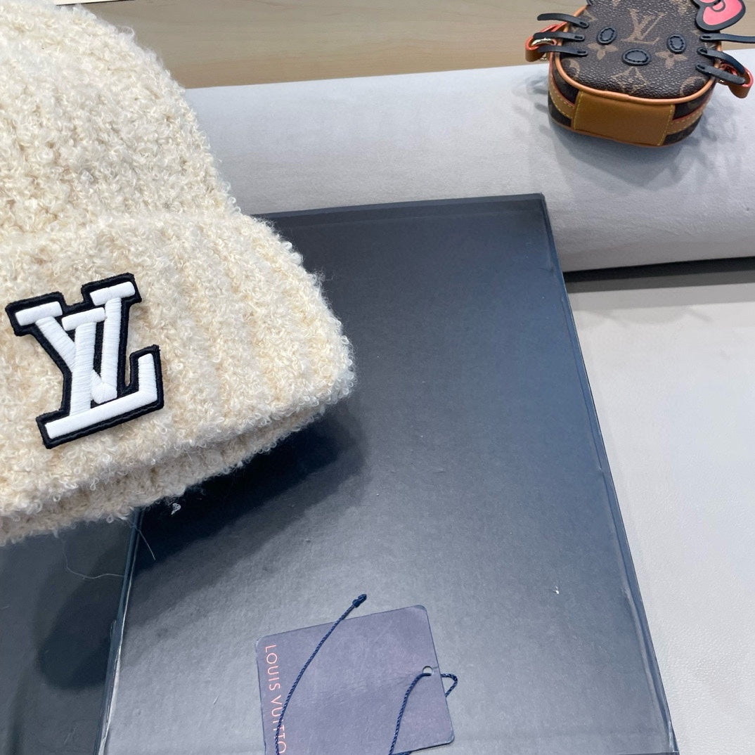 LOUIS VUITTON KNITTED BEANIE HAT IN LIGHT BEIGE WOOL 421267