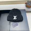 LOUIS VUITTON KNITTED BEANIE HAT IN BLACK WOOL 421268