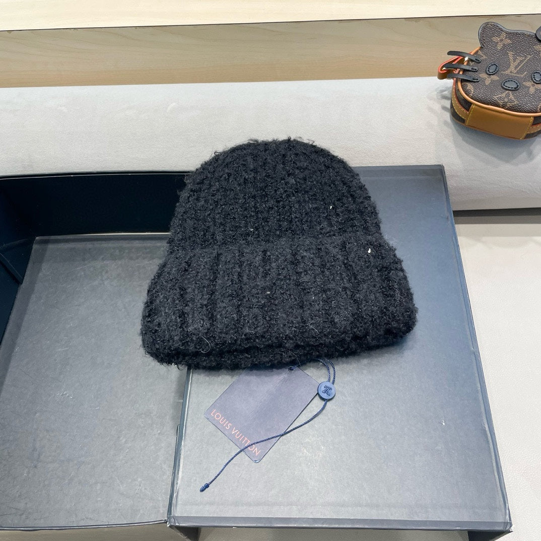 LOUIS VUITTON KNITTED BEANIE HAT IN BLACK WOOL 421268