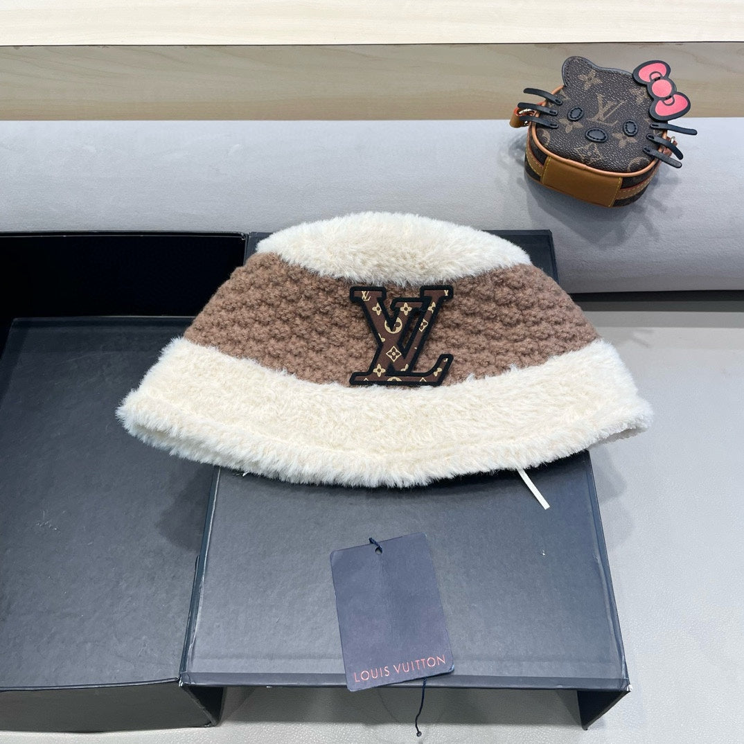 LOUIS VUITTON BUCKET HAT IN WHITE MIX BROWN WOOL 421037