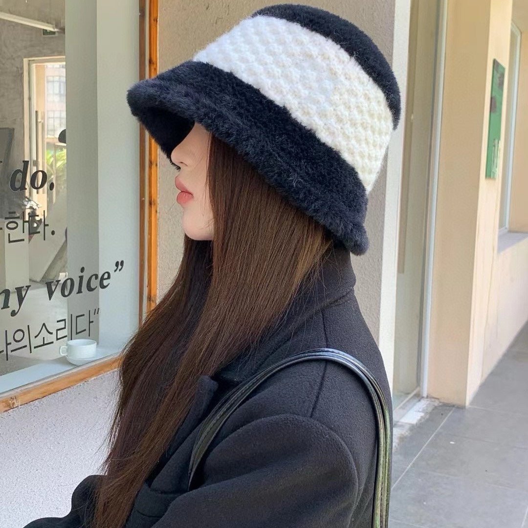 LOUIS VUITTON BUCKET HAT IN BLACK MIX WHITE WOOL 421038