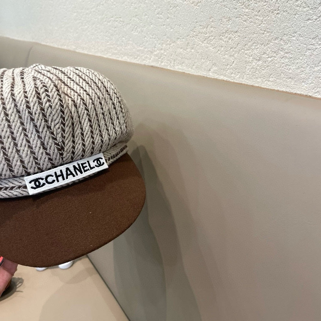 CHANEL BERET HAT CHOCOLATE BROWN MIX WHITE 422561