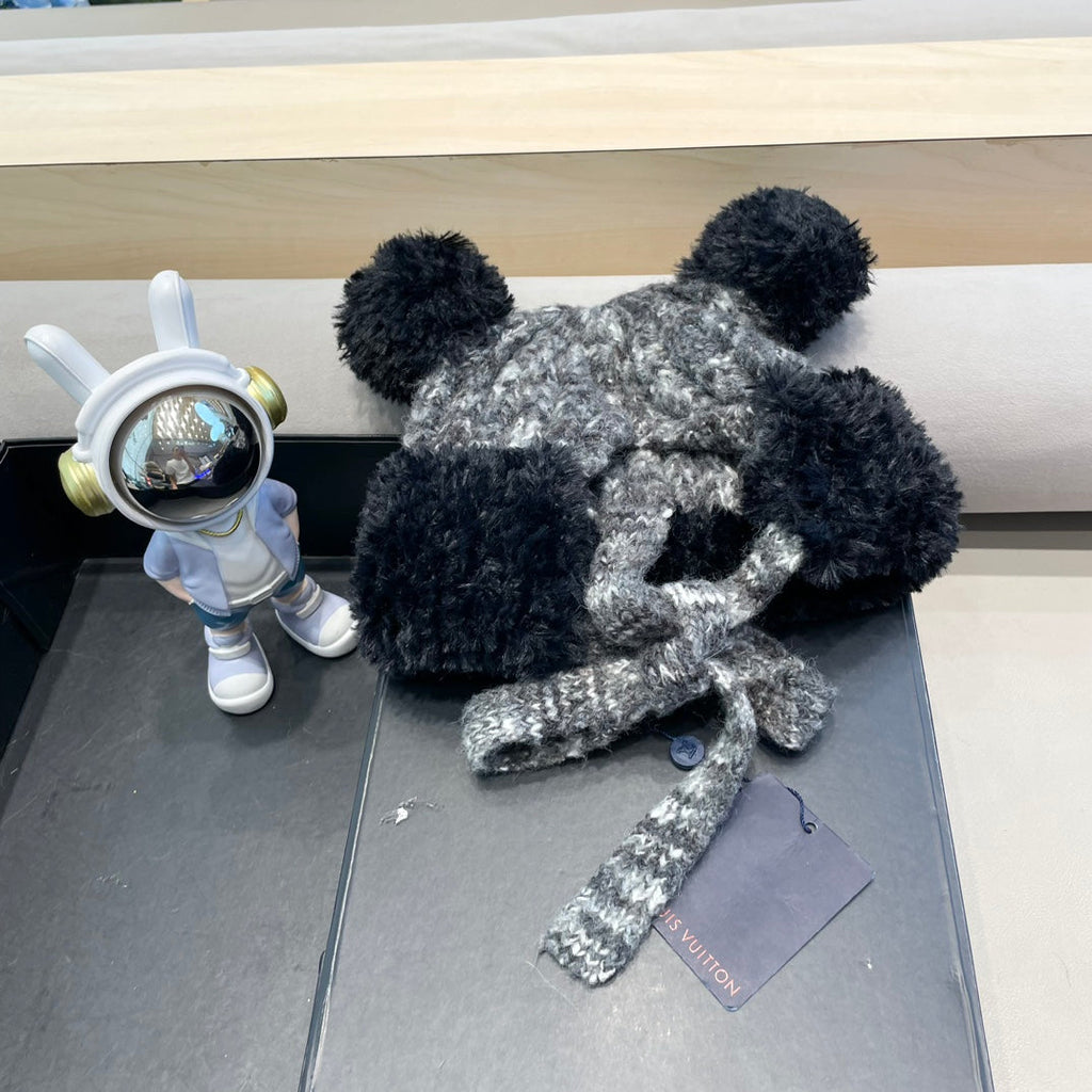 LOUIS VUITTON KNITTED BEANIE HAT IN BLACK MIX GRAY WOOL WITH CUTE BEAR EARS 422498