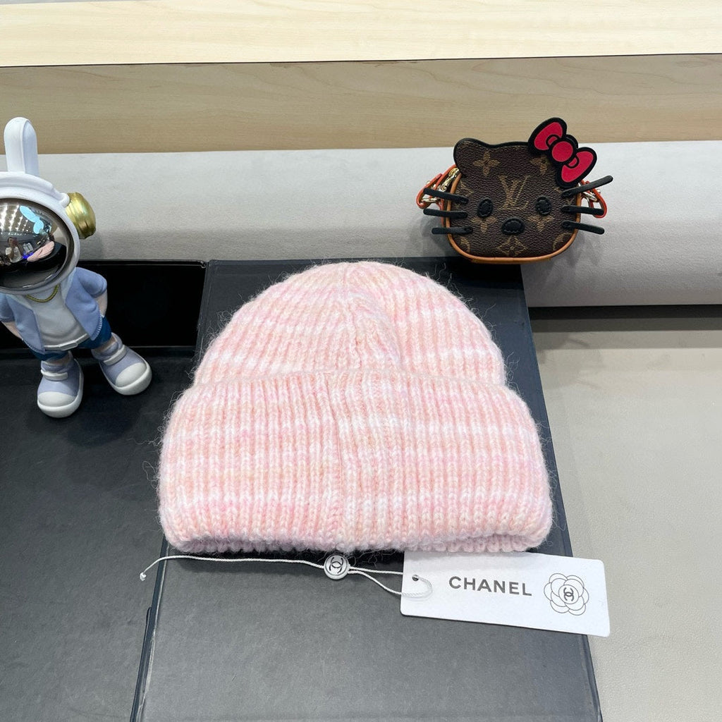 CHANEL STRIPED KNITTED HAT IN LIGHT PINK WOOL 424515