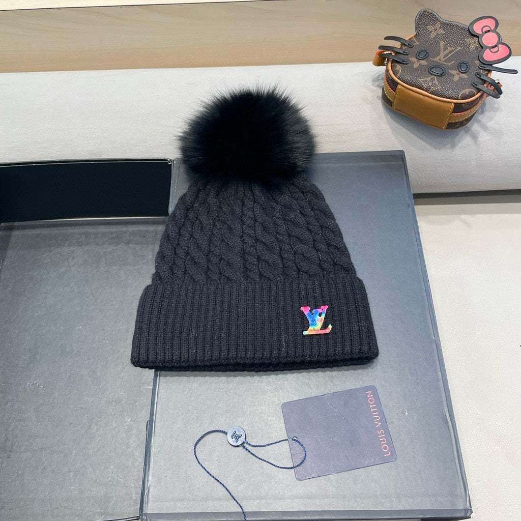 LOUIS VUITTON KNITTED BEANIE HAT IN BLACK WOOL 426217