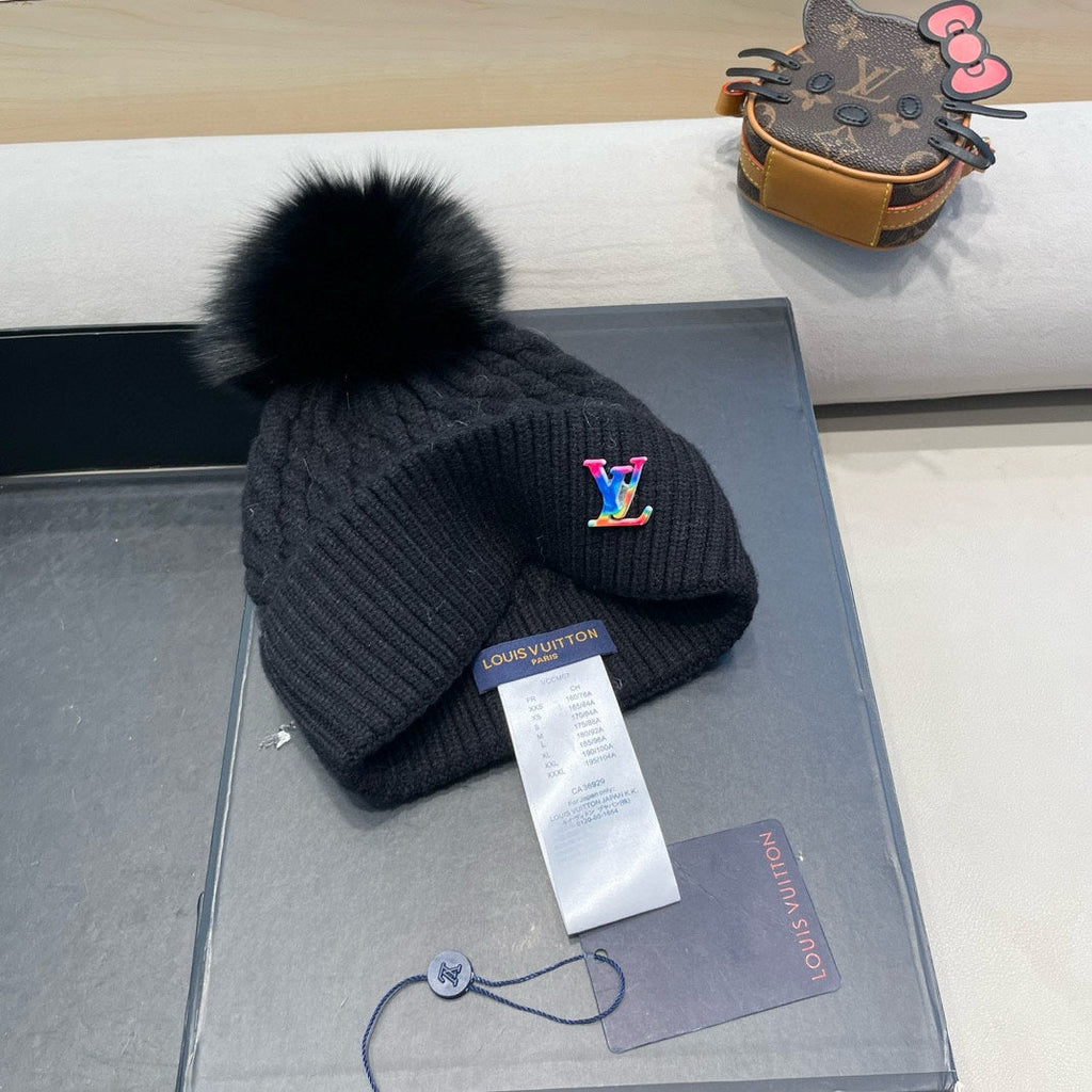 LOUIS VUITTON KNITTED BEANIE HAT IN BLACK WOOL 426217