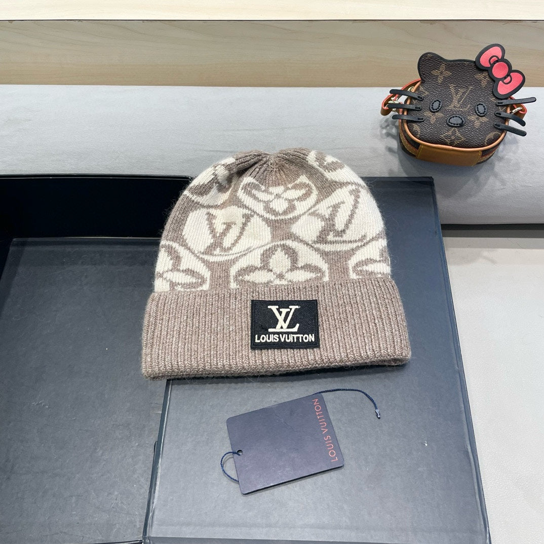 LOUIS VUITTON KNITTED BEANIE HAT IN BROWN MIX BEIGE WOOL AND RABBIT FUR 426244