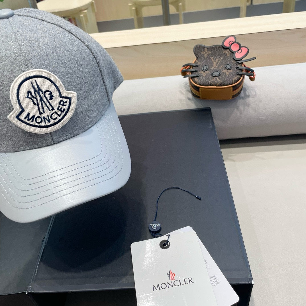CHANEL WOOL-TWEED AND LEATHER BASEBALL CAP PALE GRAY 428236