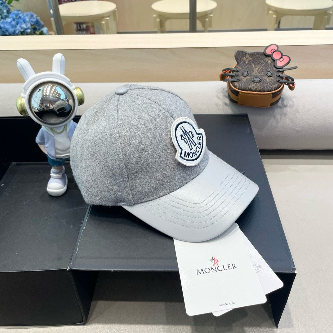 CHANEL WOOL-TWEED AND LEATHER BASEBALL CAP PALE GRAY 428236