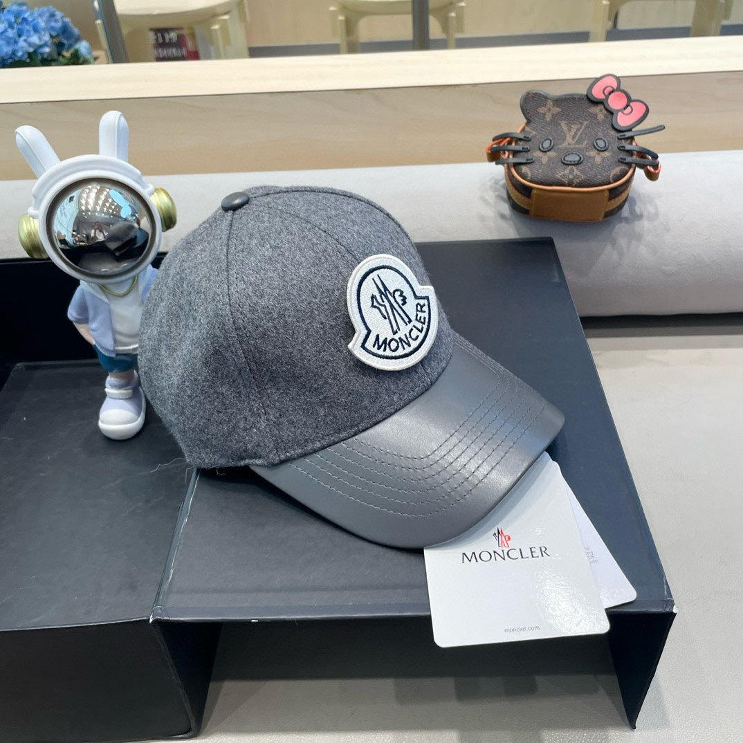CHANEL WOOL-TWEED AND LEATHER BASEBALL CAP SHARK GRAY 428239