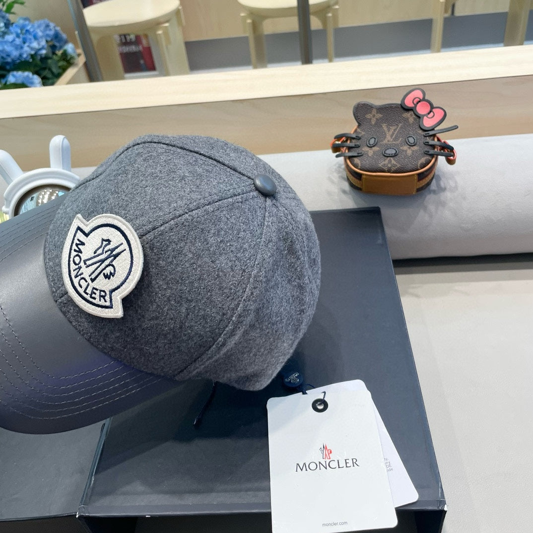 CHANEL WOOL-TWEED AND LEATHER BASEBALL CAP SHARK GRAY 428239
