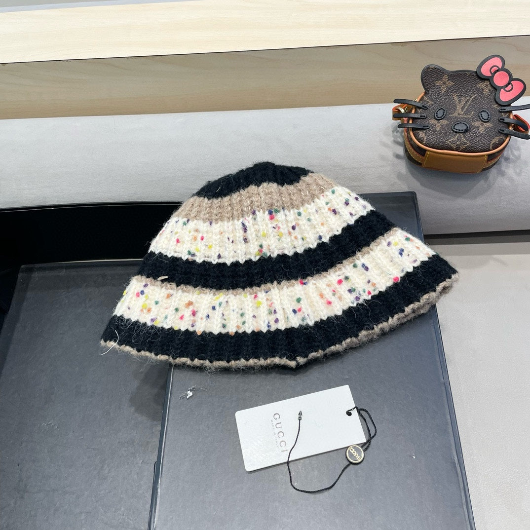 GUCCI STRIPED KNITTED BUCKET HAT COLORFUL 428100