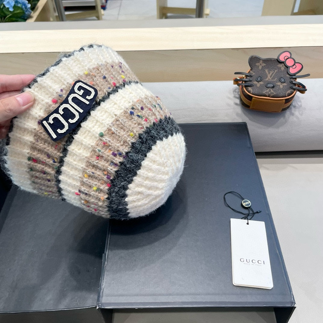 GUCCI STRIPED KNITTED BUCKET HAT COLORFUL 428101